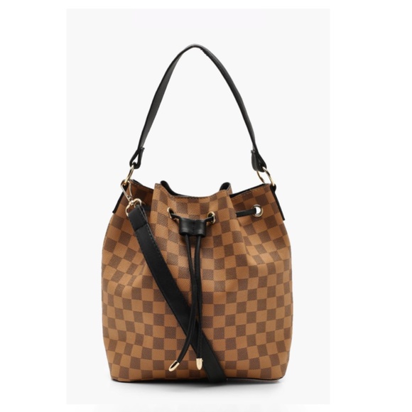 Handbags - NWT Brown Checkered Duffle Day Bag